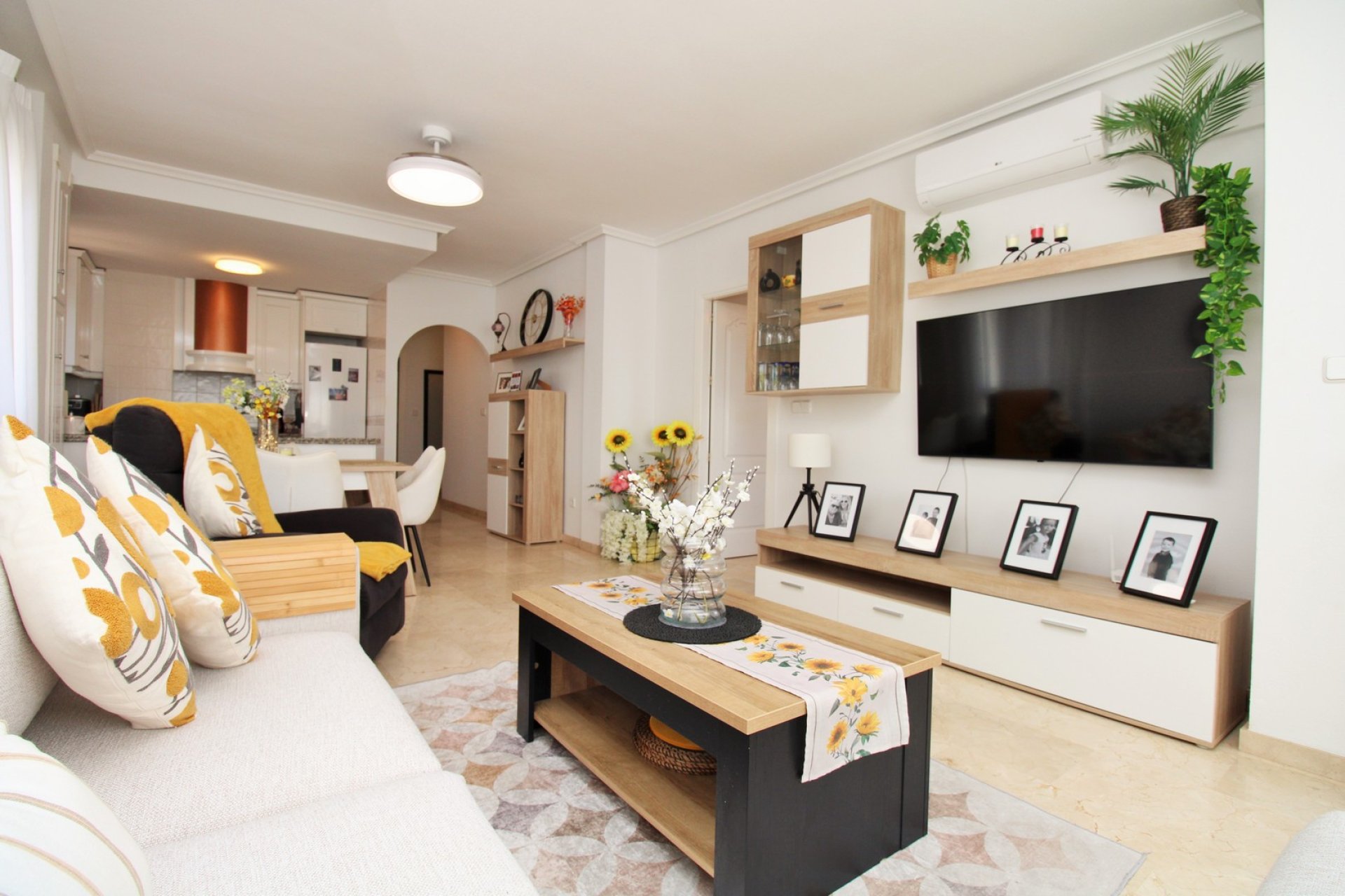 Resale - Apartment / Flat * - Villamartin * - Villamartín * 