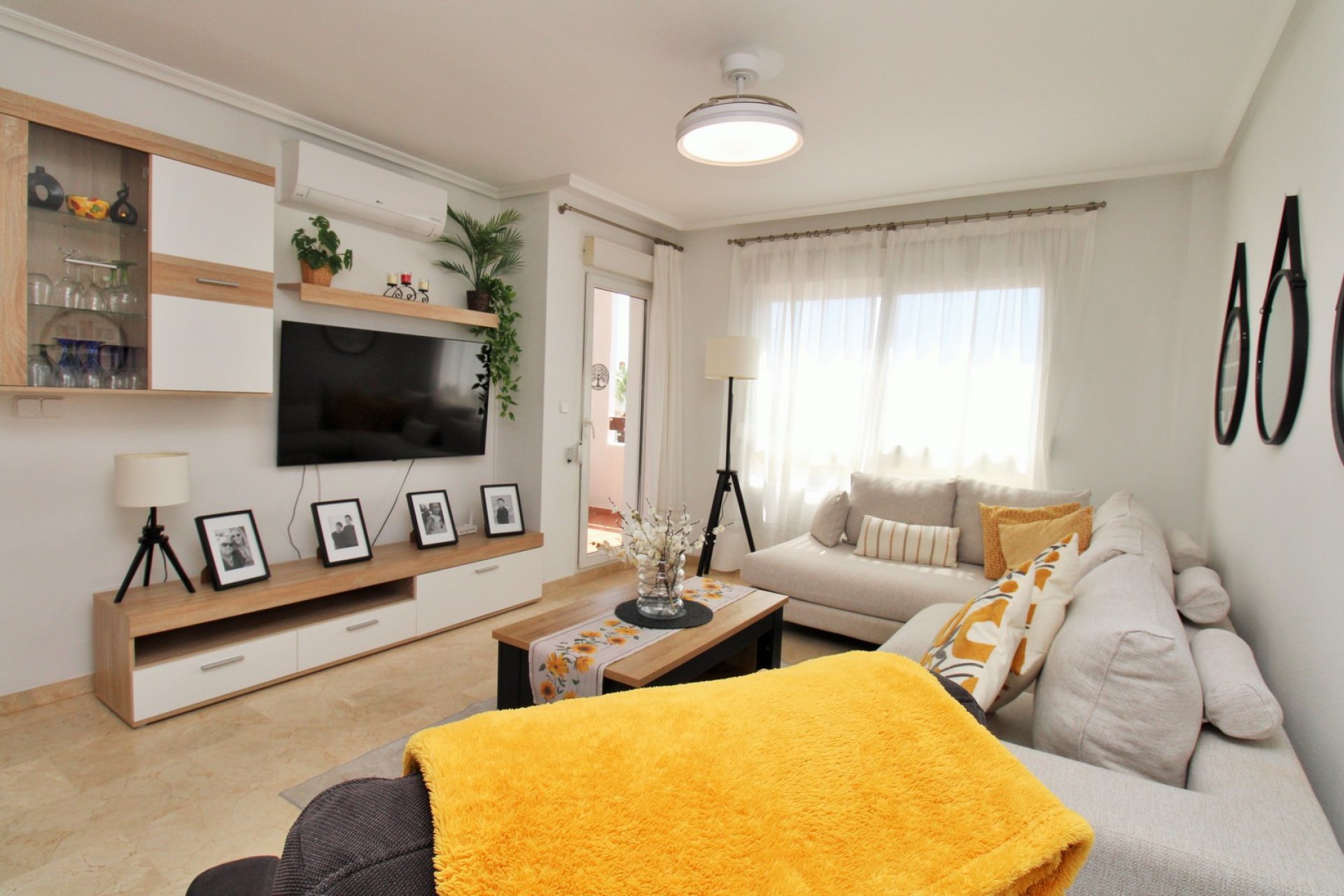 Resale - Apartment / Flat * - Villamartin * - Villamartín * 