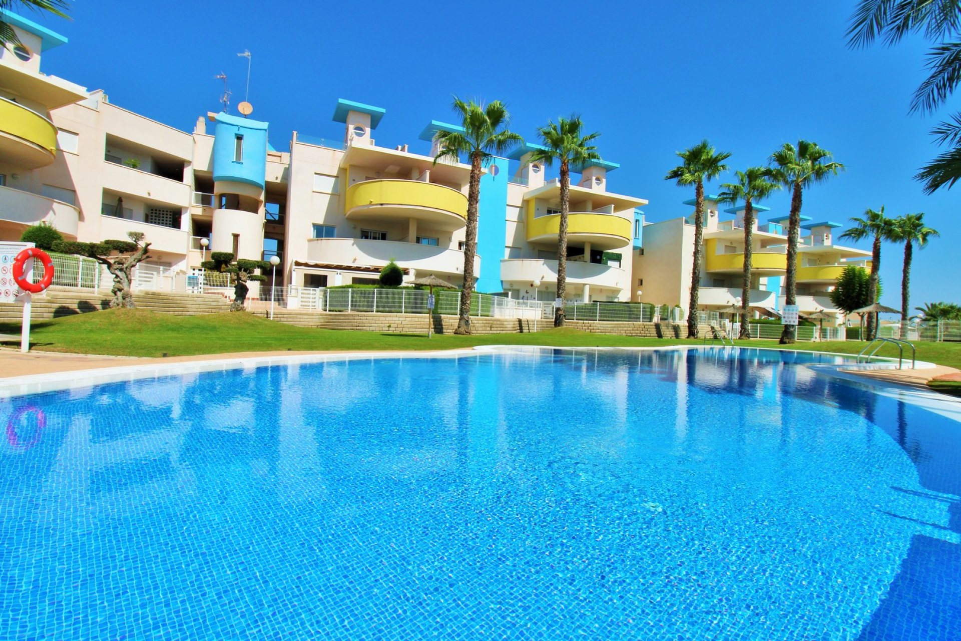Resale - Apartment / Flat * - Villamartin * - Villamartín * 