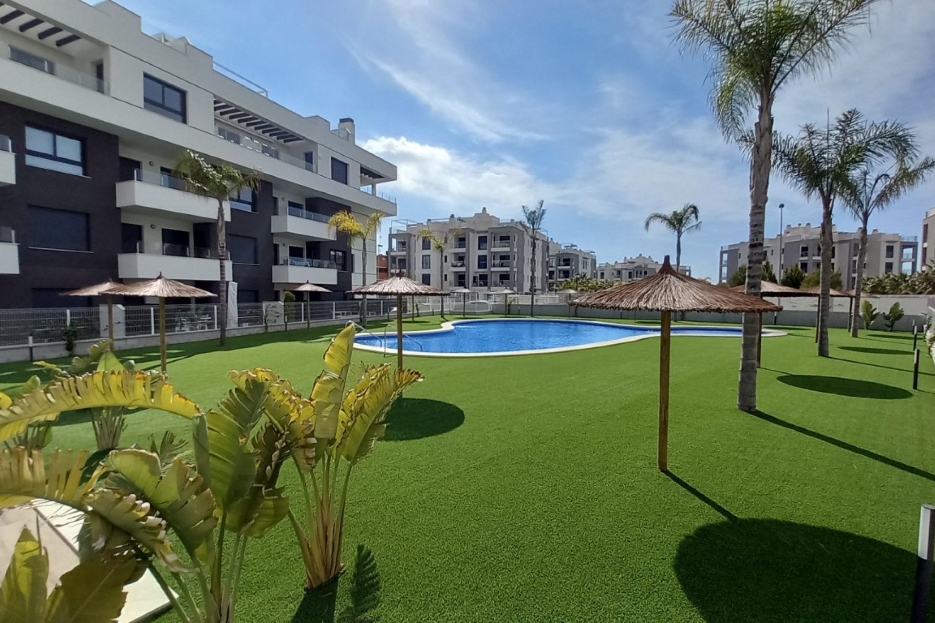 Resale - Apartment / flat - Villamartin