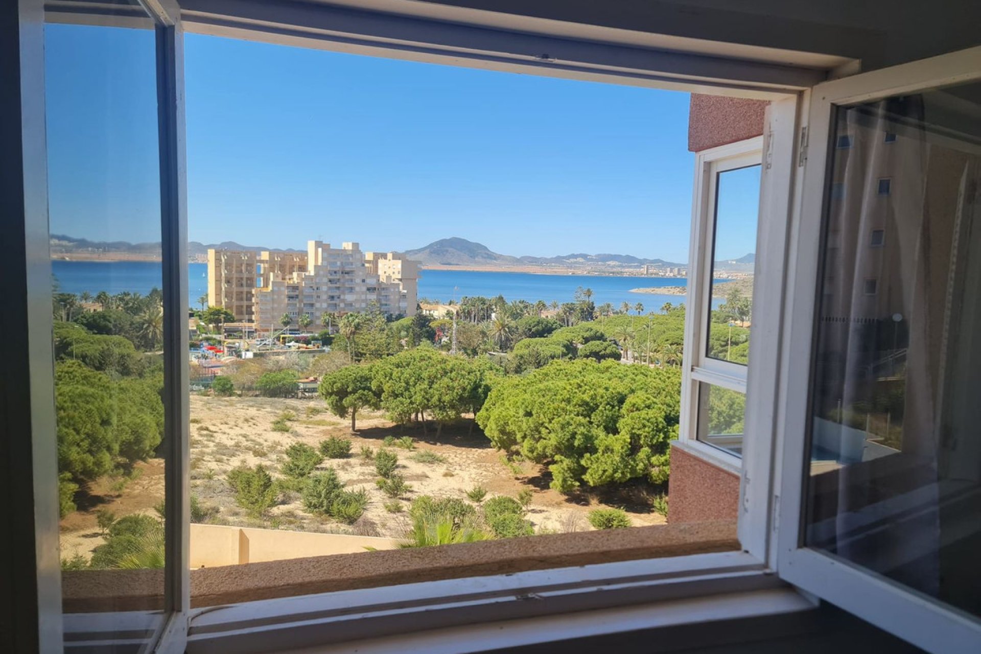 Resale - Apartment - Middle Floor Apartment - La Manga - Costa Calida