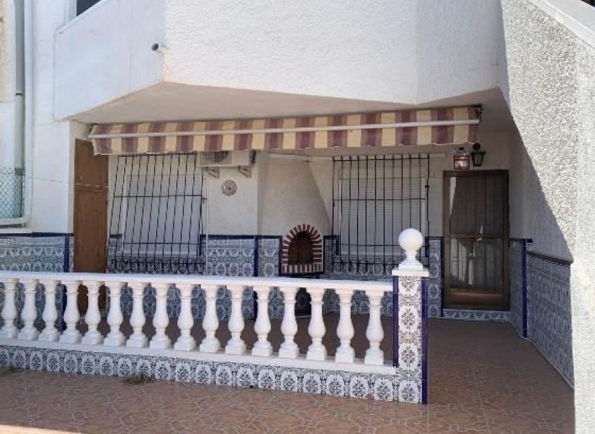 Resale - Bungalow - Orihuela Costa - La Regia