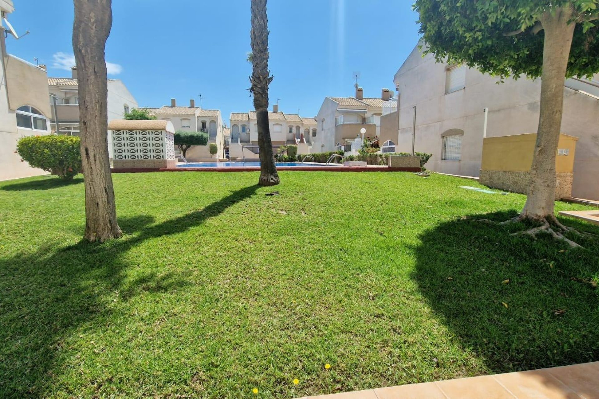 Resale - Bungalow - Torrevieja - Aguas Nuevas