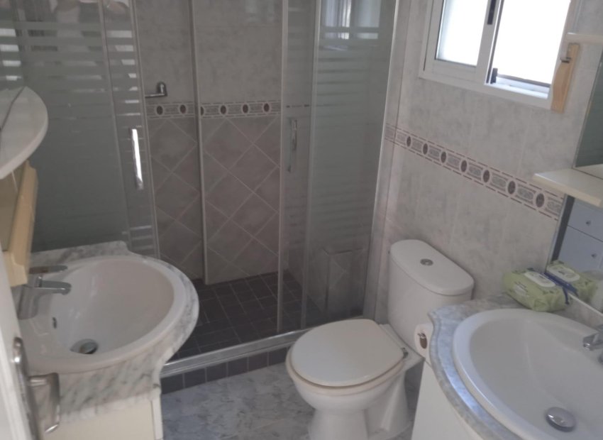 Resale - Bungalow - Torrevieja - Calas blanca