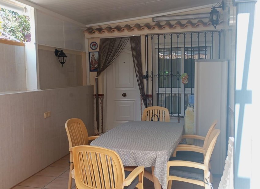 Resale - Bungalow - Torrevieja - Los altos