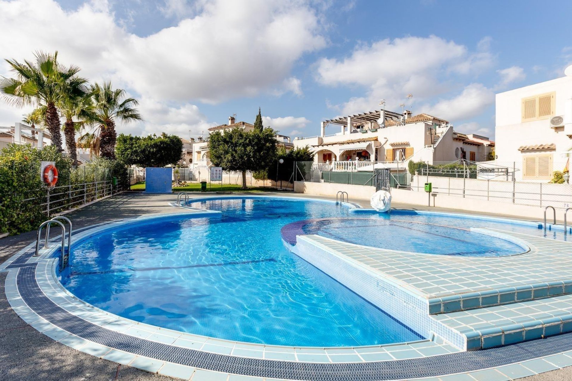 Resale - Bungalow - Torrevieja - Los Balcones - Los Altos del Edén