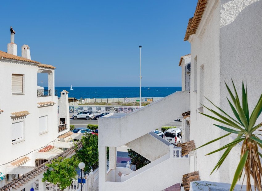 Resale - Bungalow - Torrevieja - Playa de los Naufragos