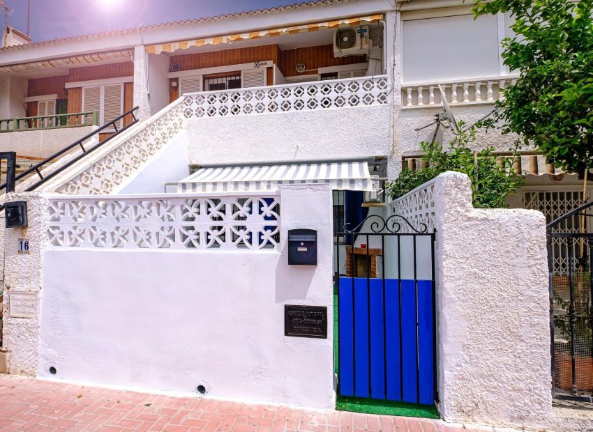 Resale - Bungalow - Torrevieja - Playa de los Naufragos