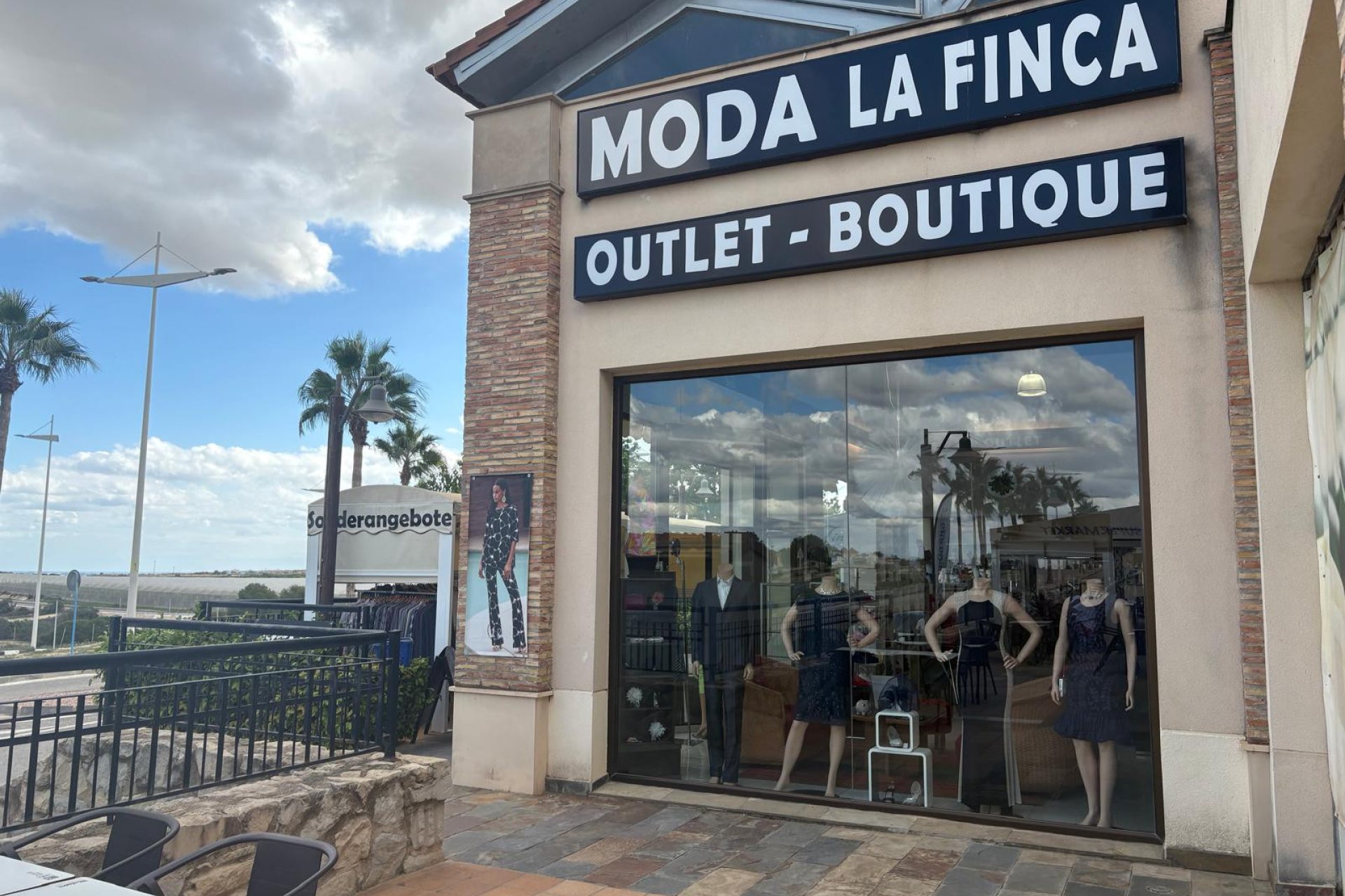 Resale - Commercial * - Algorfa - La Finca Golf *