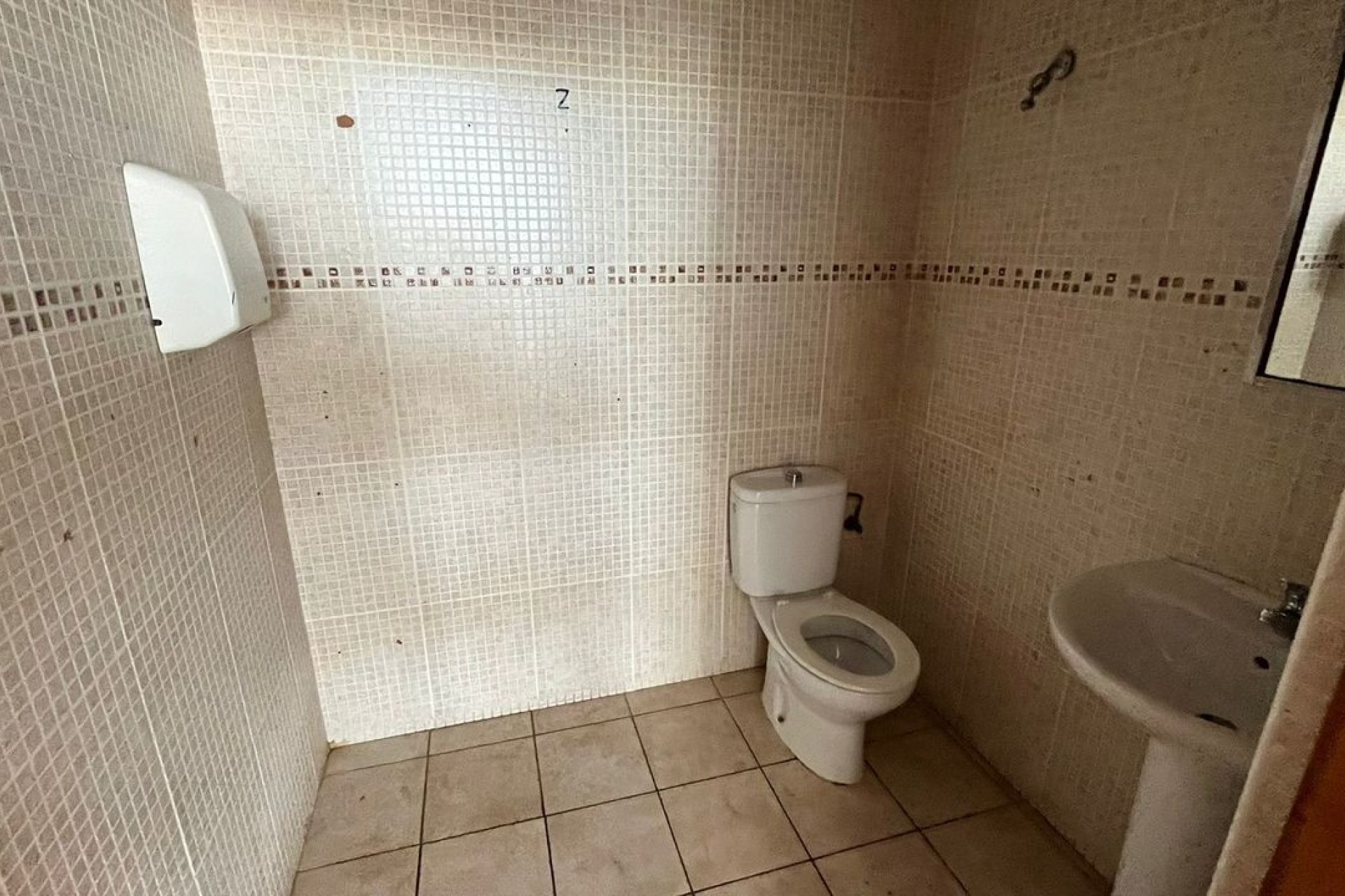 Resale - Commercial * - Ciudad Quesada * - Quesada