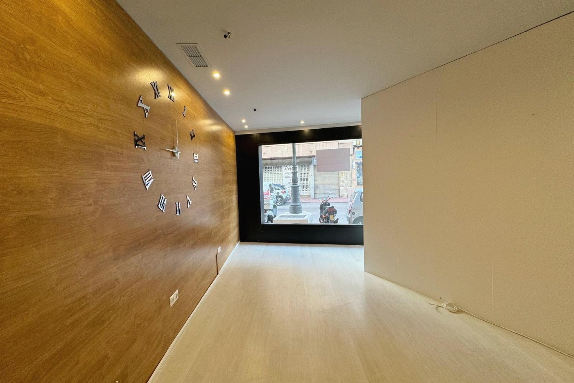 Resale - Commercial * - Guardamar del Segura * - Guardamar del Seguras*