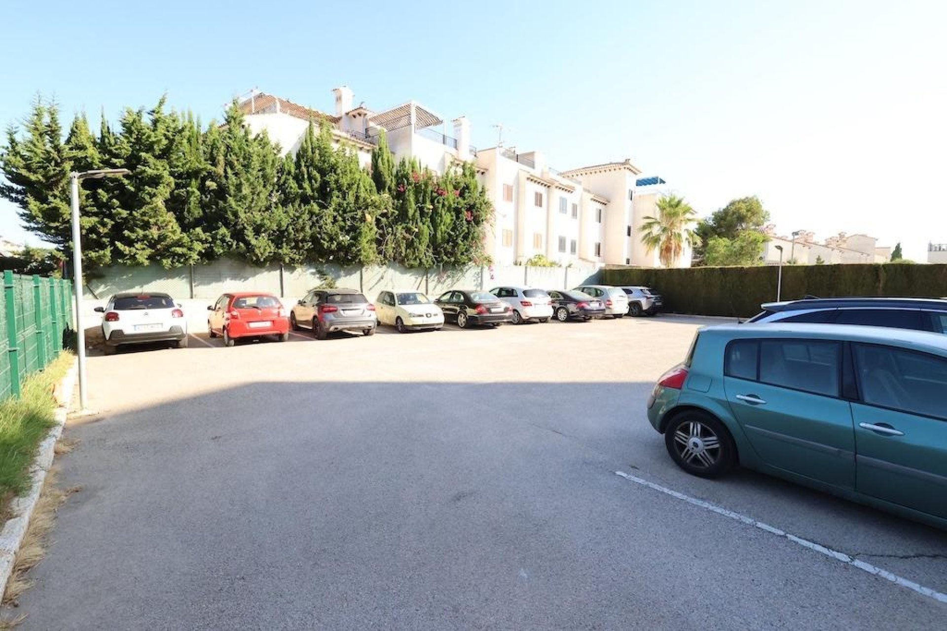 Resale - Commercial * - Orihuela Costa - La Zenia *