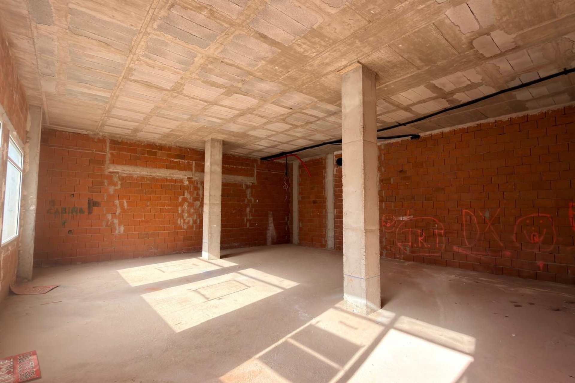 Resale - Commercial * - Orihuela Costa * - Los Dolses *