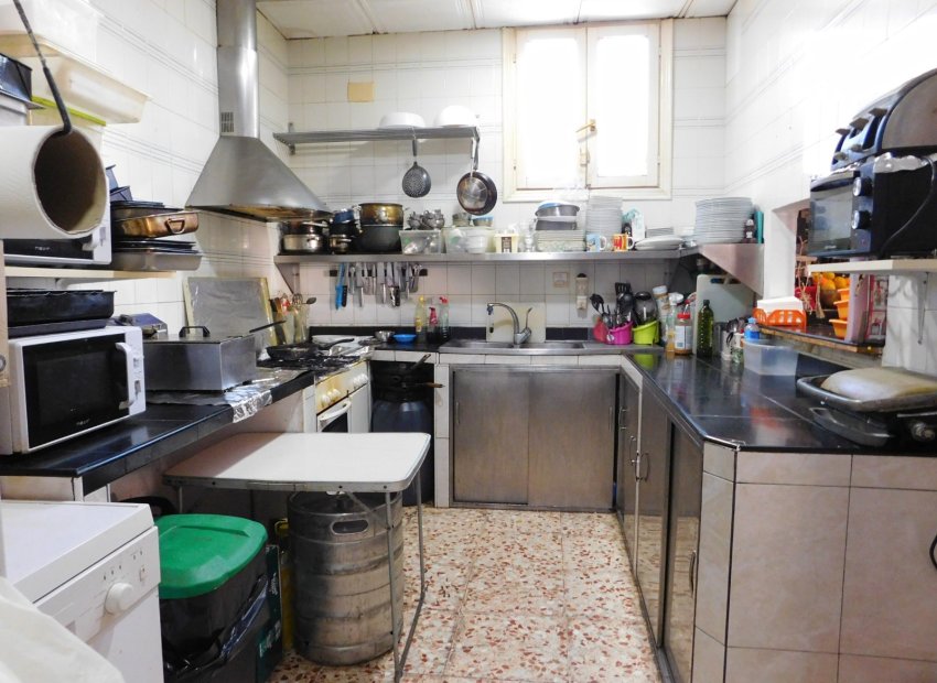 Resale - Commercial * - San Miguel de Salinas *