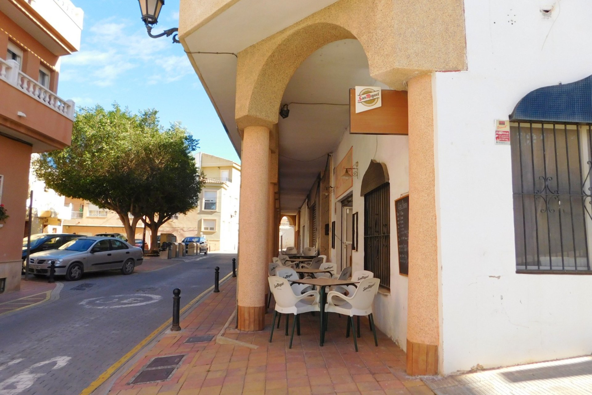 Resale - Commercial * - San Miguel de Salinas *