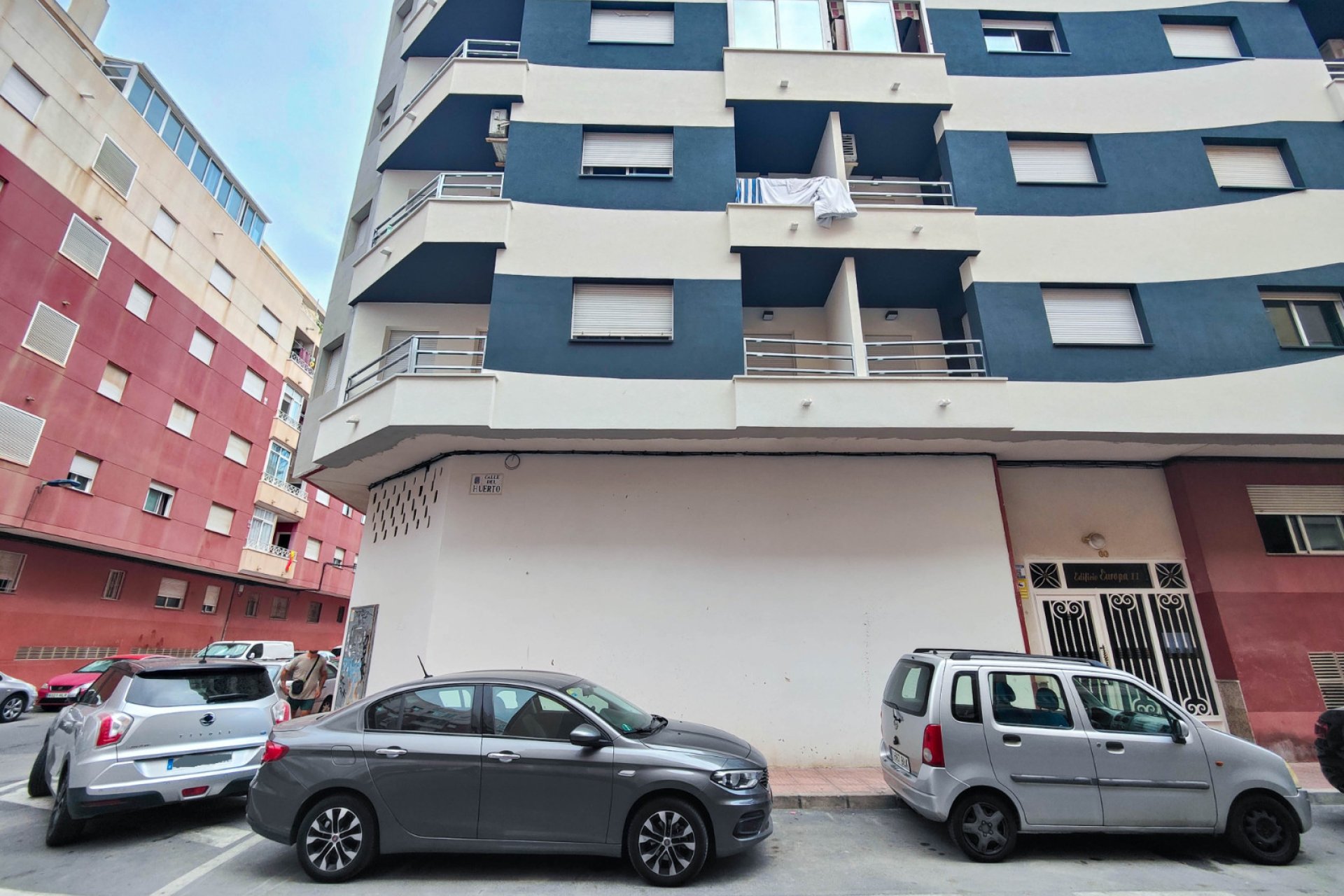 Resale - Commercial * - Torrevieja * - El Acequión - Los Náufragos