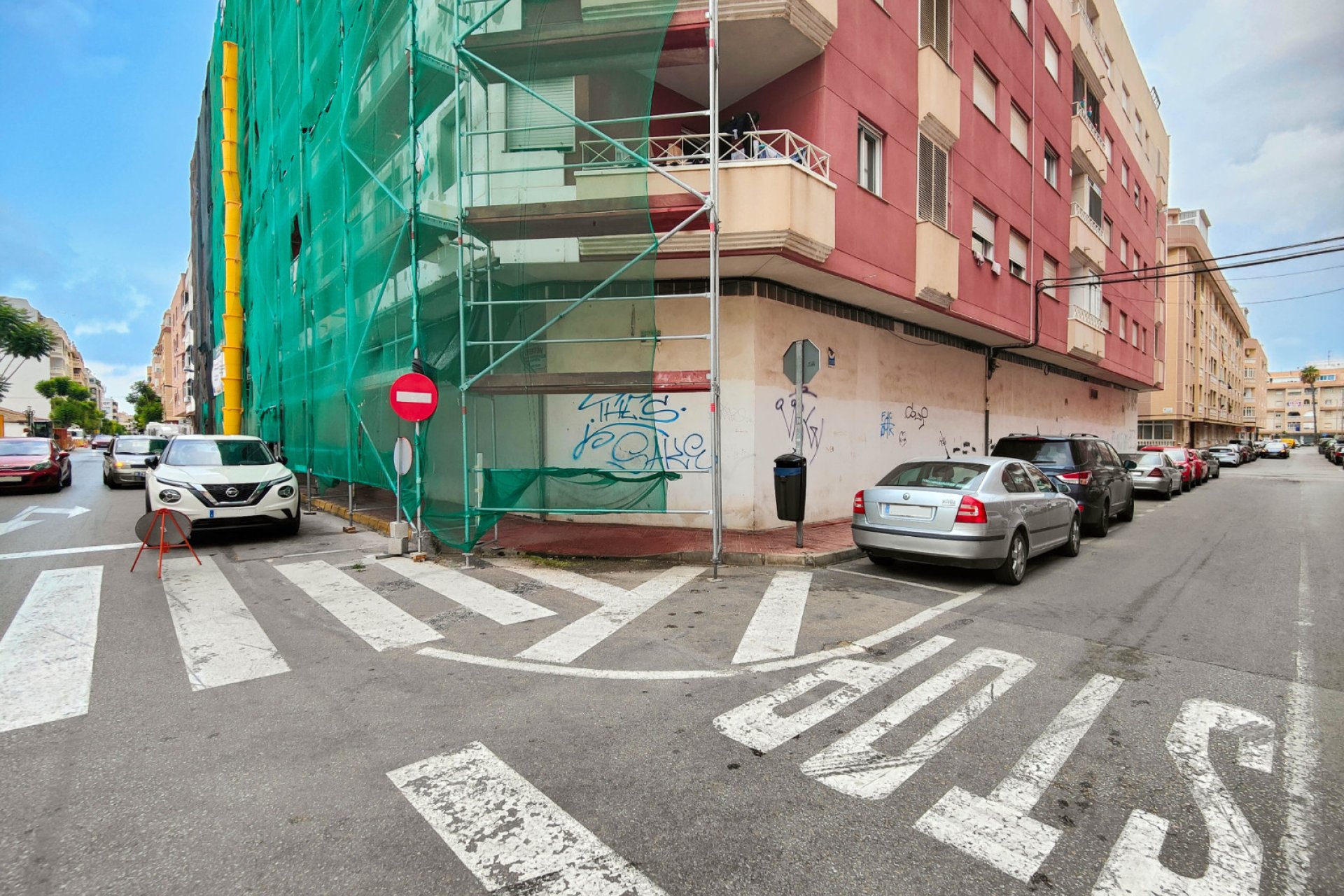 Resale - Commercial * - Torrevieja * - El Acequión - Los Náufragos
