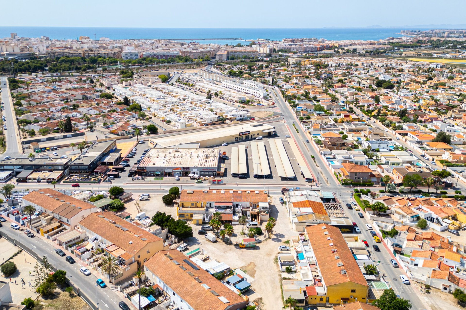 Resale - Commercial * - Torrevieja * - La Siesta - El Salado - Torreta