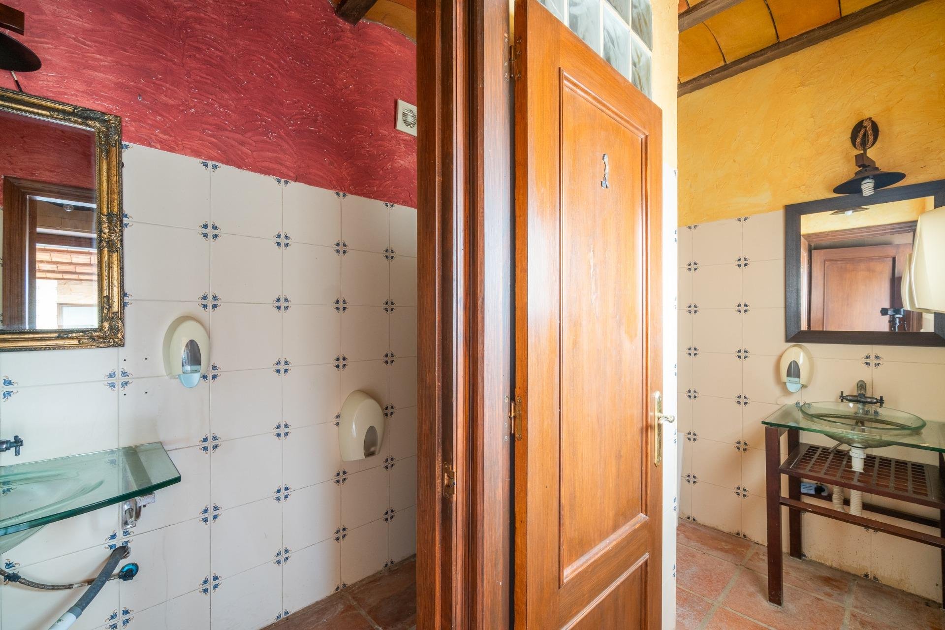 Resale - Commercial * - Torrevieja - Los Altos *