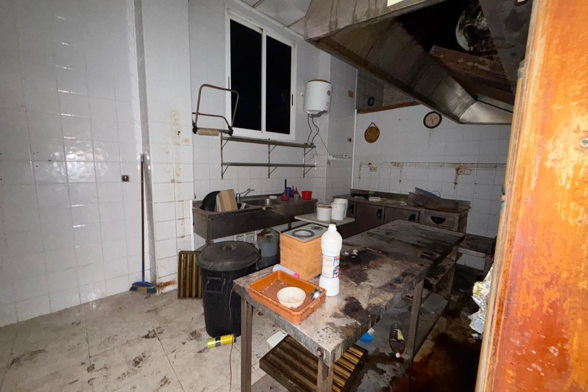 Resale - Commercial * - Torrevieja * - Playa del Cura *