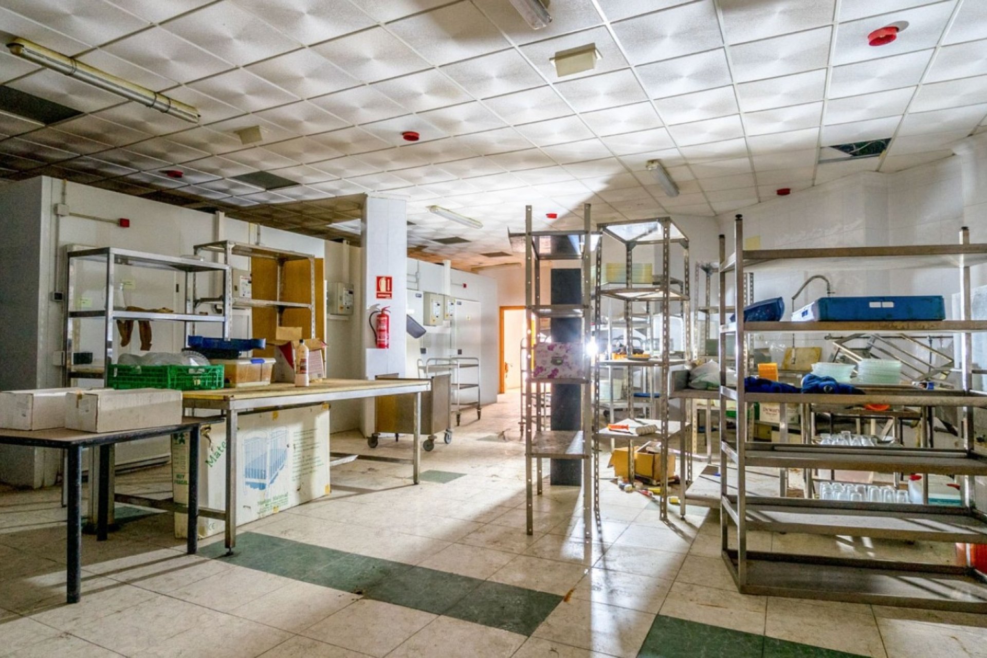 Resale - Commercial * - Torrevieja *