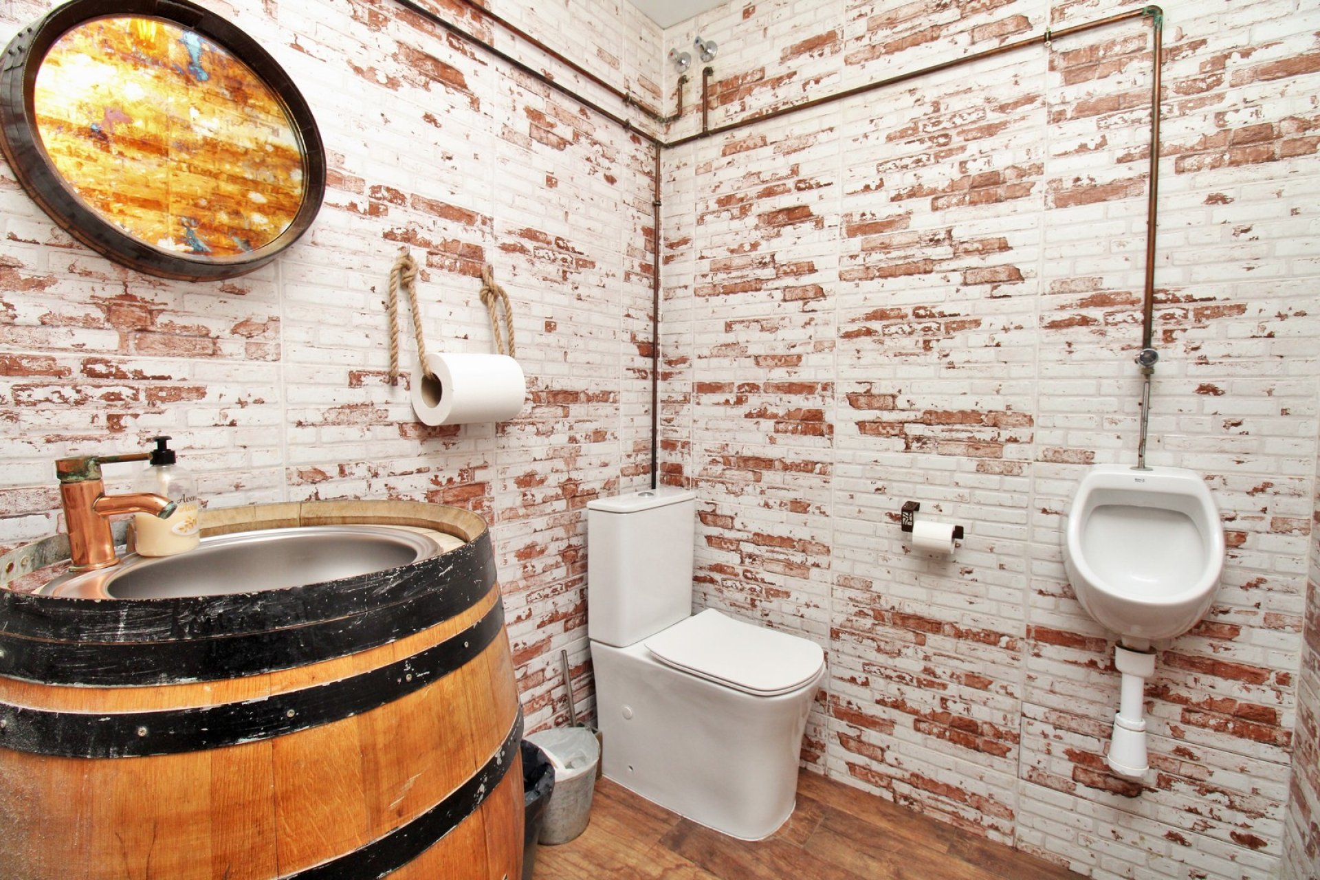 Resale - Commercial * - Villamartin - Villamartín * 