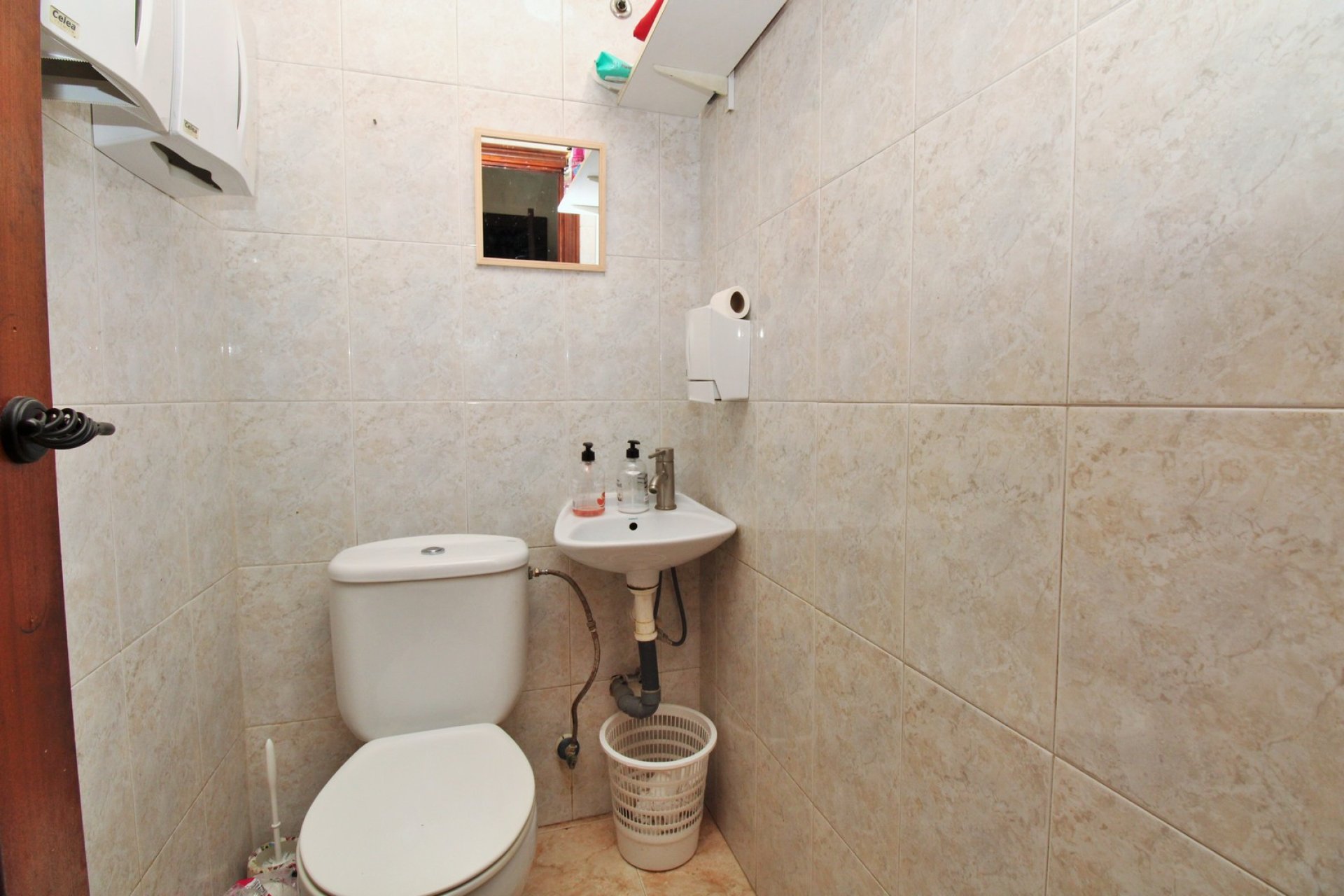 Resale - Commercial * - Villamartin - Villamartín * 