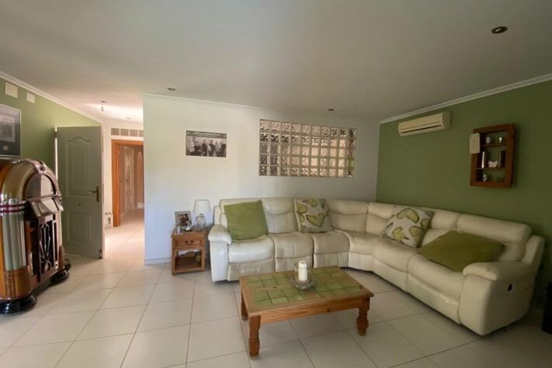 Resale - Finca / Country Property *  - Albatera * - Pueblo 11