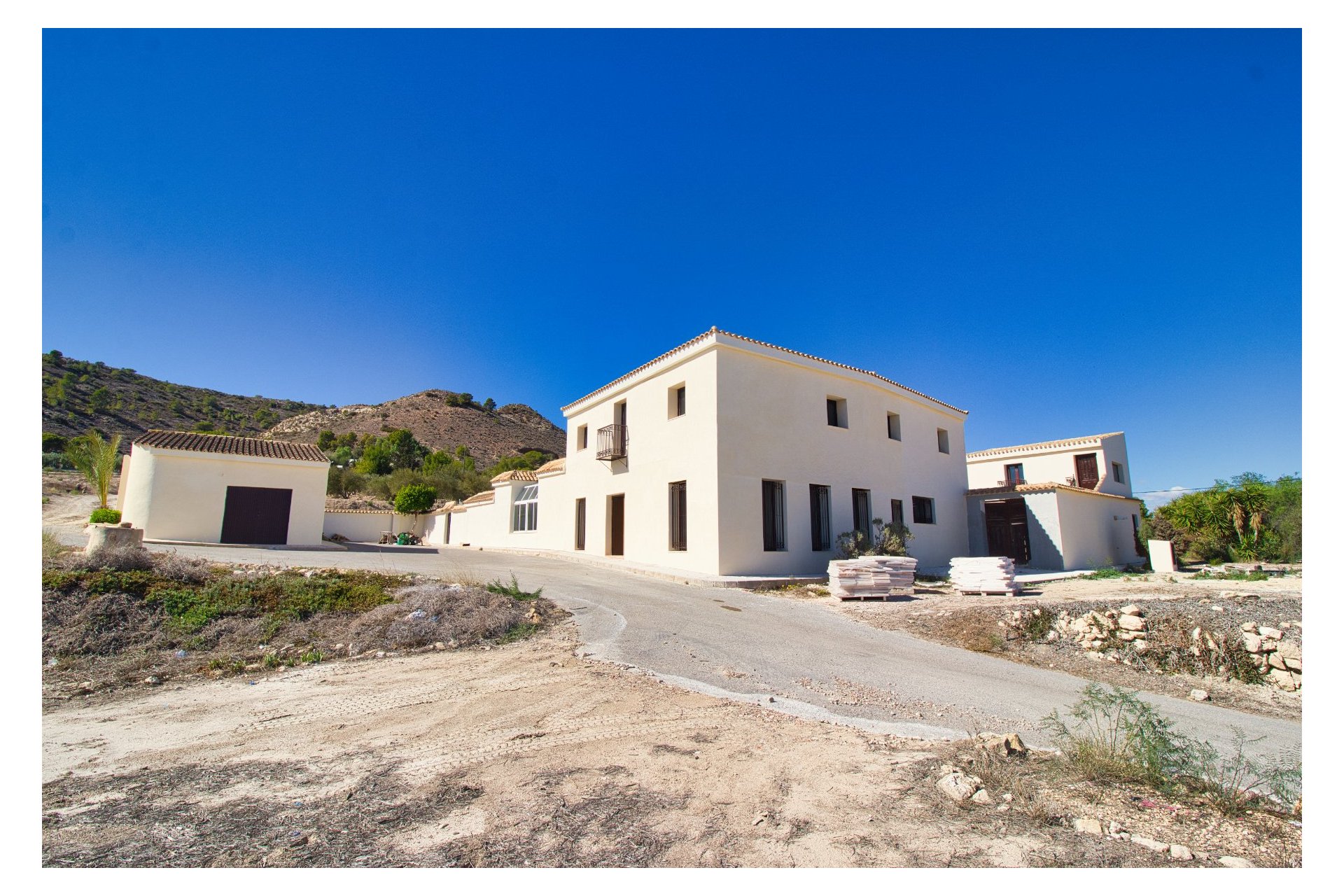 Resale - Finca / Country Property - Aspe