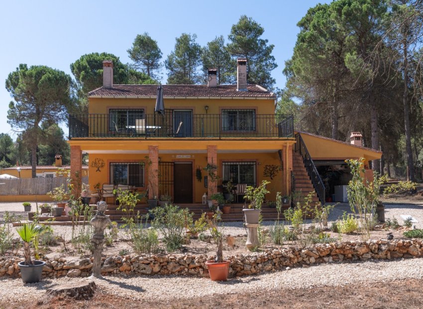 Resale - Finca / Country Property *  - Bocairent * - Valencia *