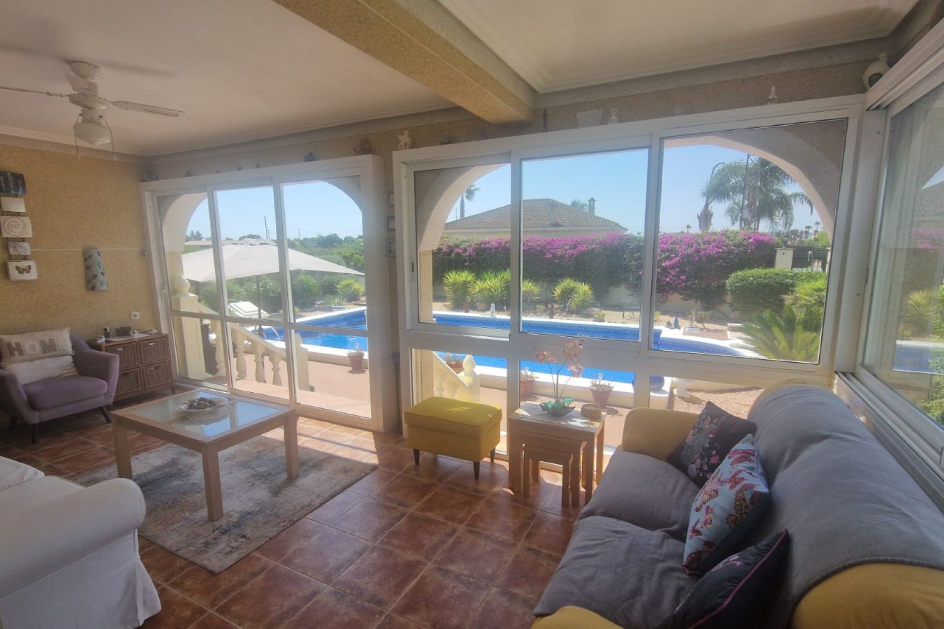 Resale - Finca / Country Property *  - Catral *