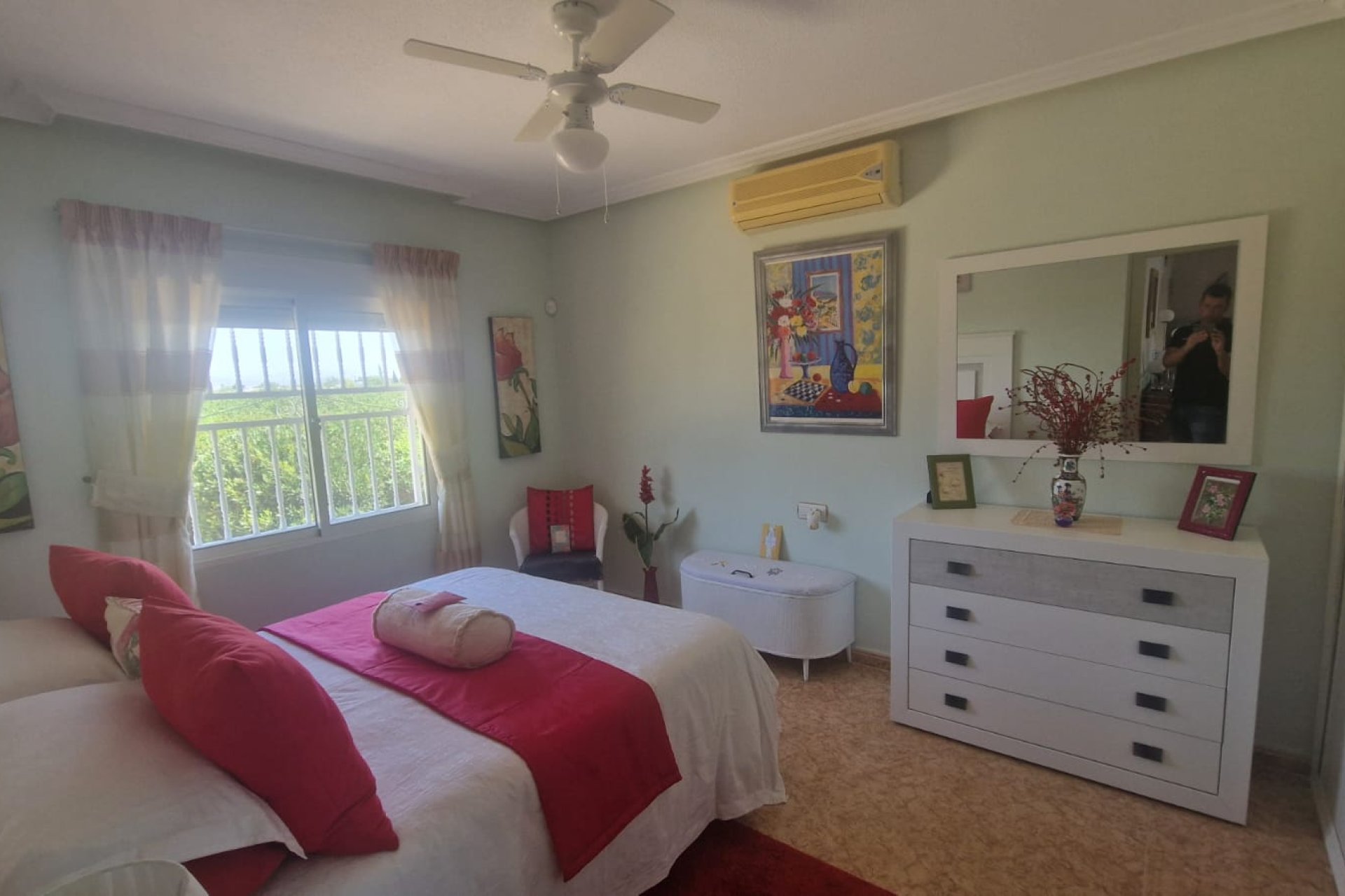 Resale - Finca / Country Property *  - Catral *