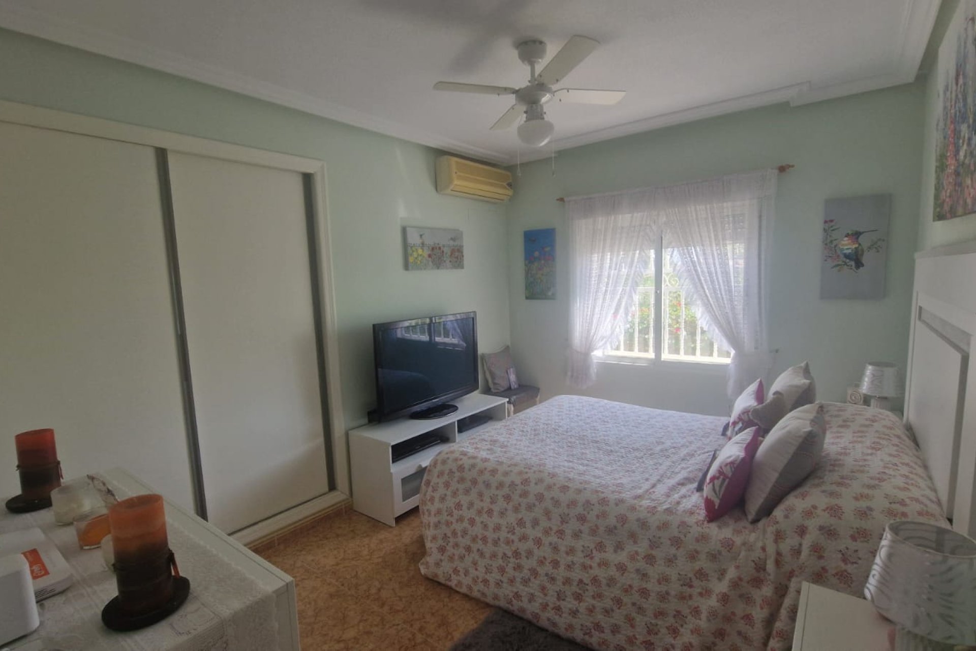 Resale - Finca / Country Property *  - Catral *