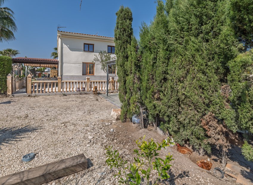 Resale - Finca / Country Property *  - Elche * - Daimés