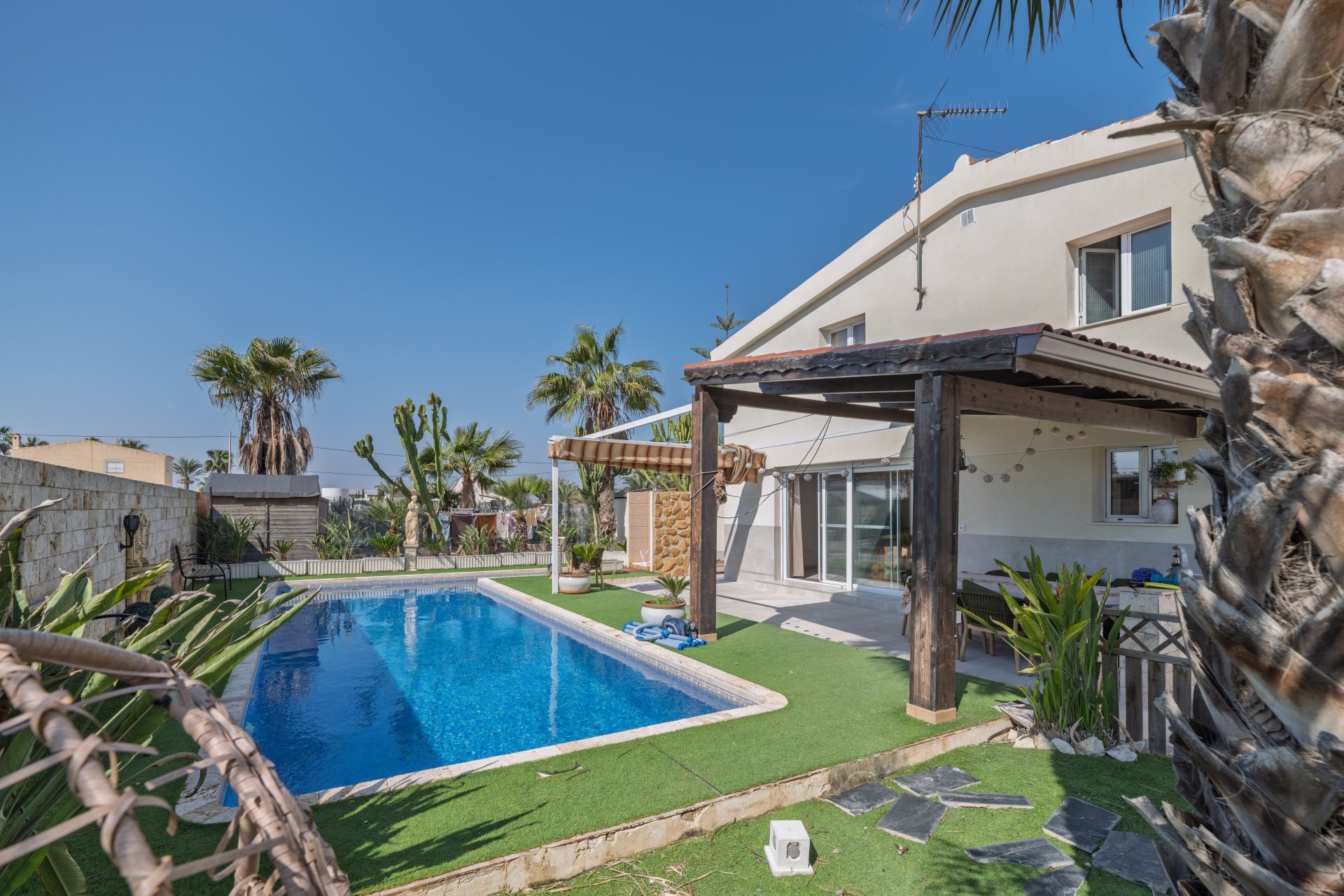 Resale - Finca / Country Property *  - Elche * - Daimés