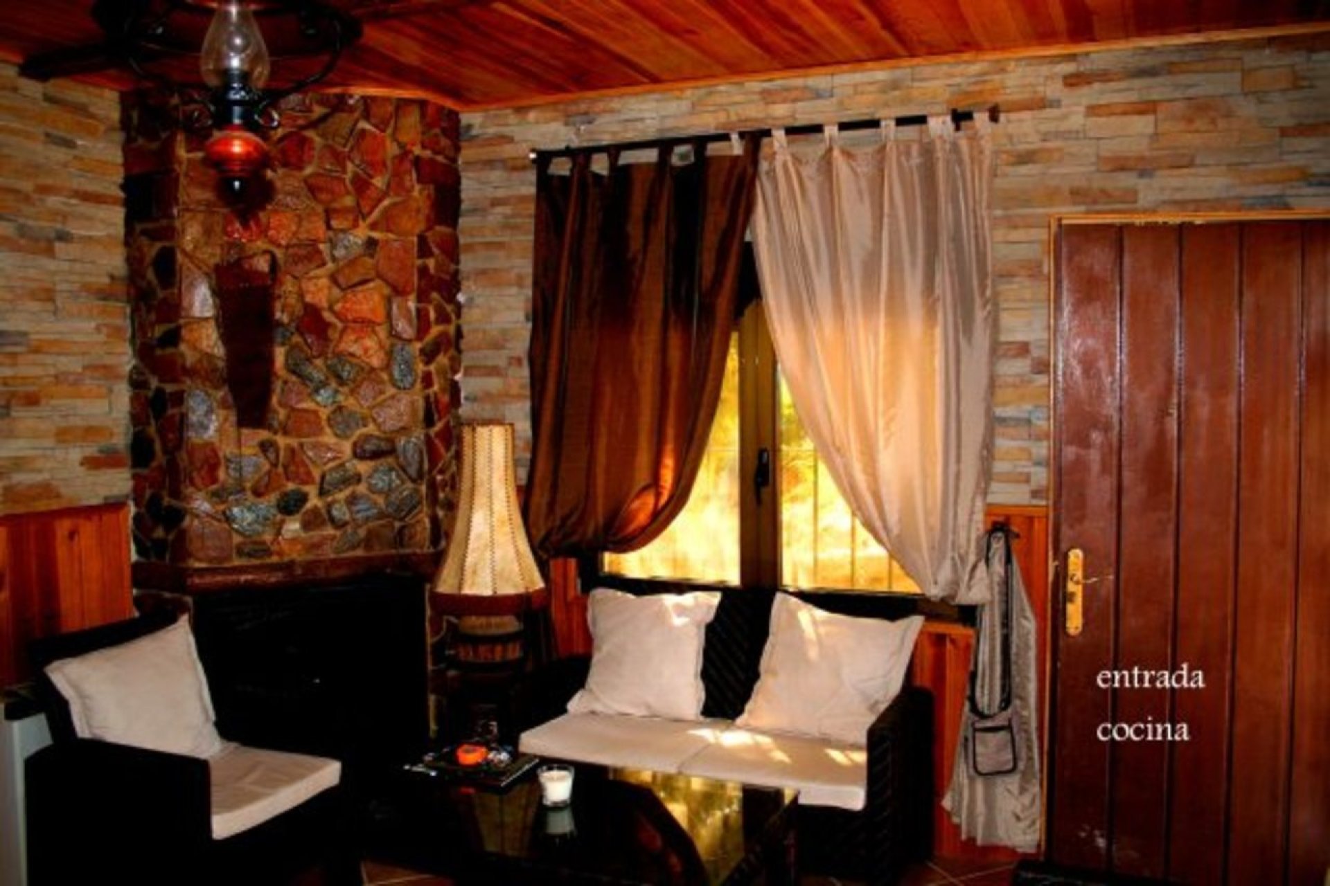 Resale - Finca / Country Property *  - Gea y Truyols *