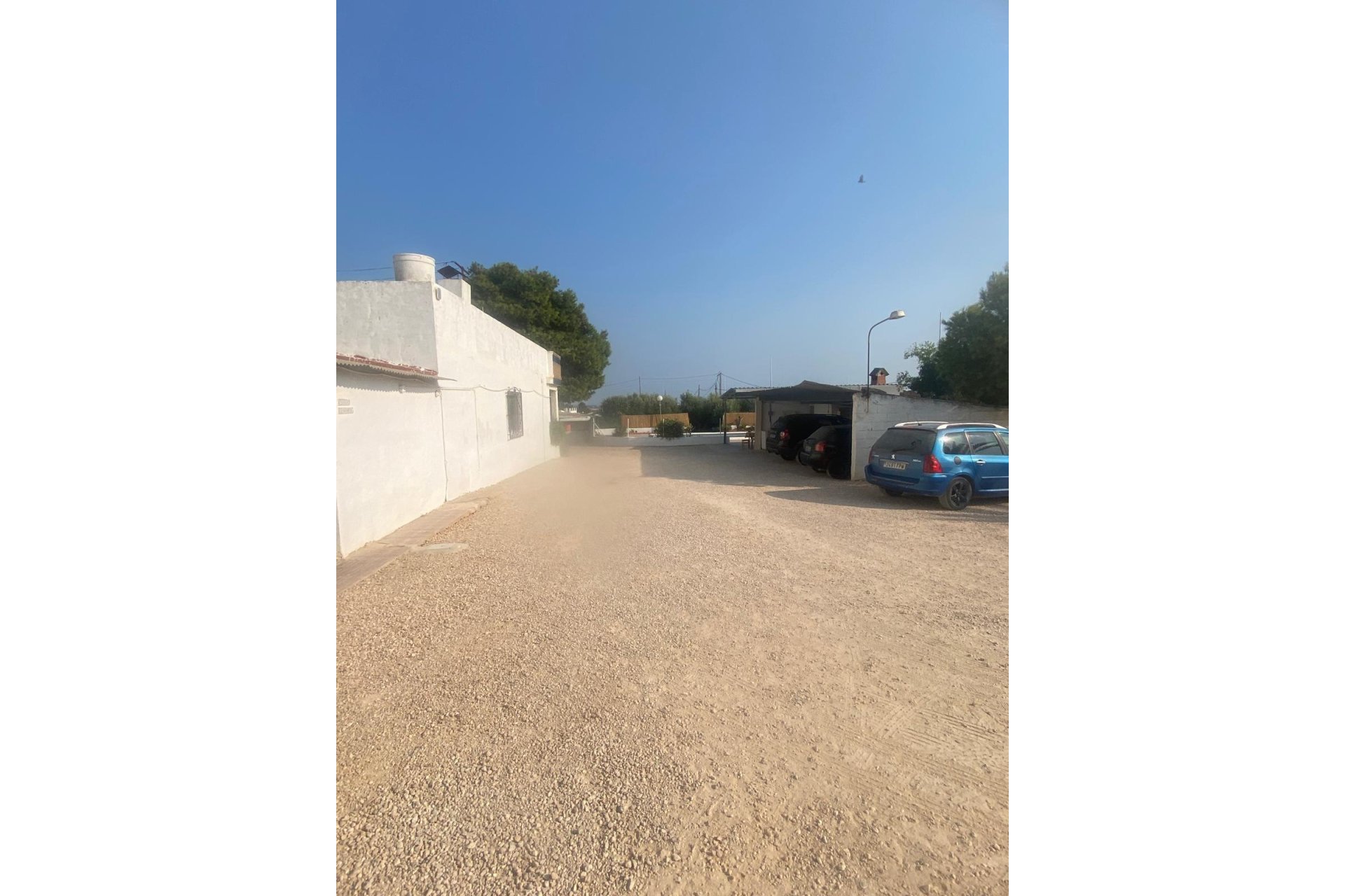 Resale - Finca / Country Property *  - Guardamar del Segura * - Pueblo
