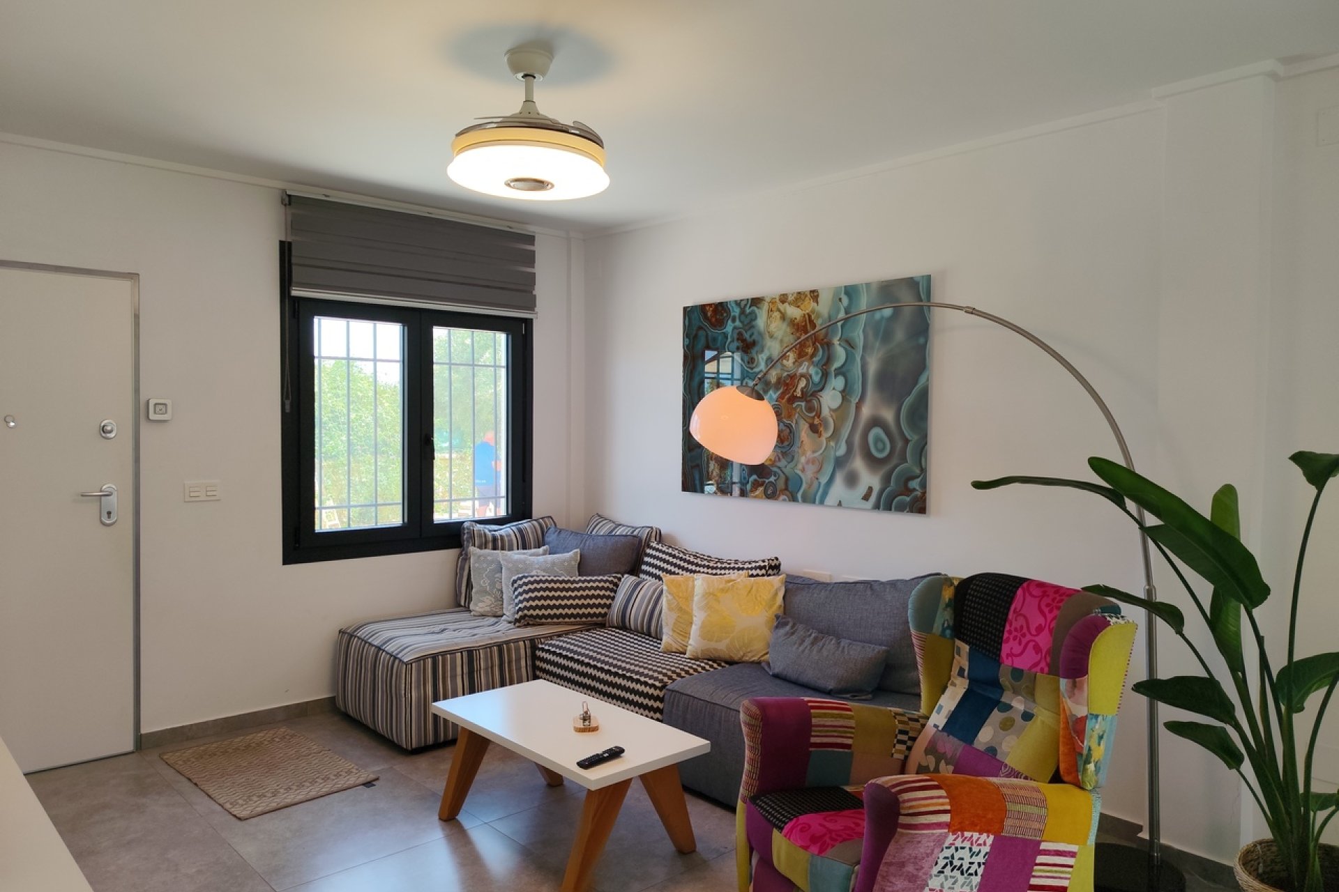 Resale - Finca / Country Property *  - Los Montesinos *