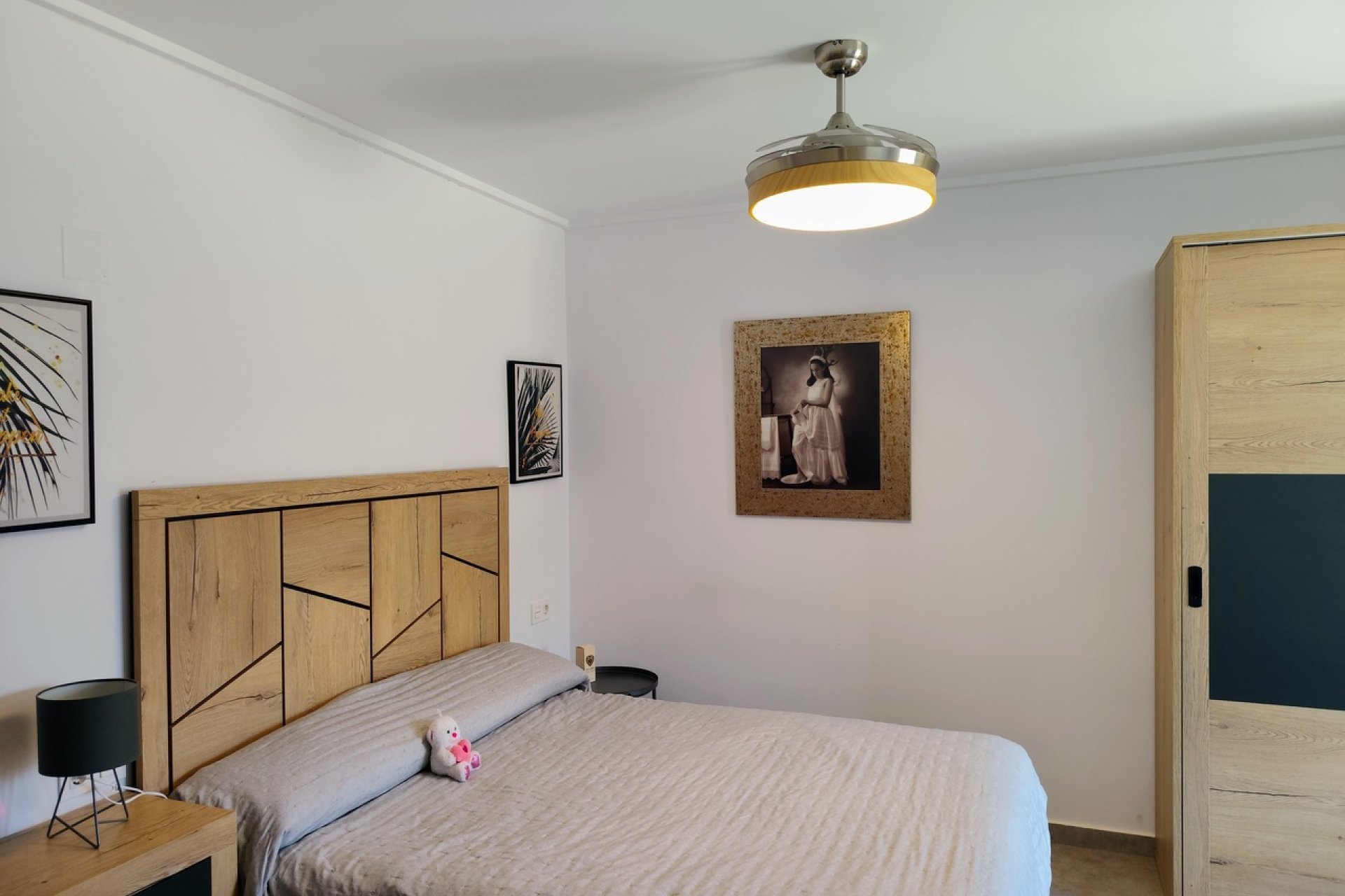 Resale - Finca / Country Property *  - Los Montesinos *