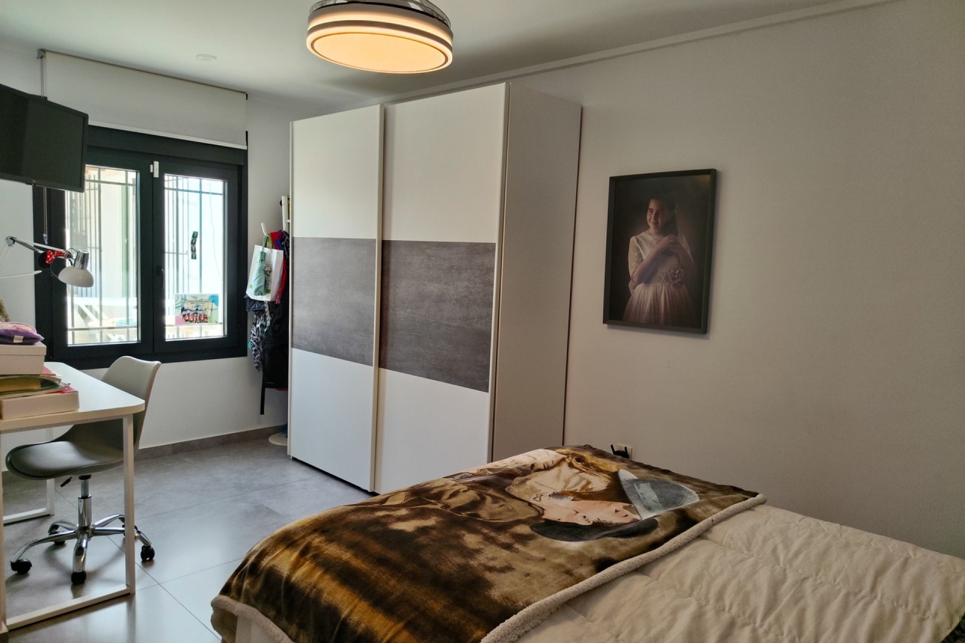 Resale - Finca / Country Property *  - Los Montesinos *