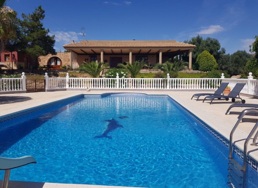 Resale - Finca / Country Property *  - Murcia - Murcia *