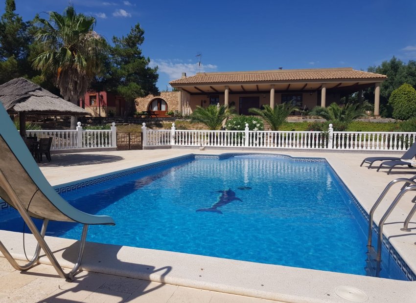 Resale - Finca / Country Property *  - Murcia - Murcia *