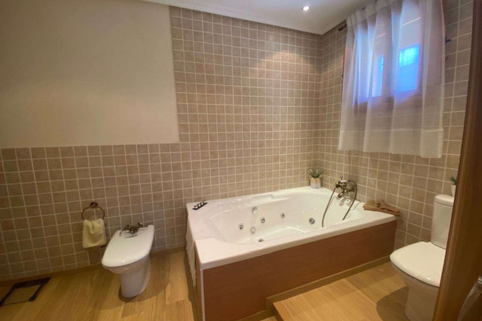 Resale - Finca / Country Property *  - Murcia - Murcia *