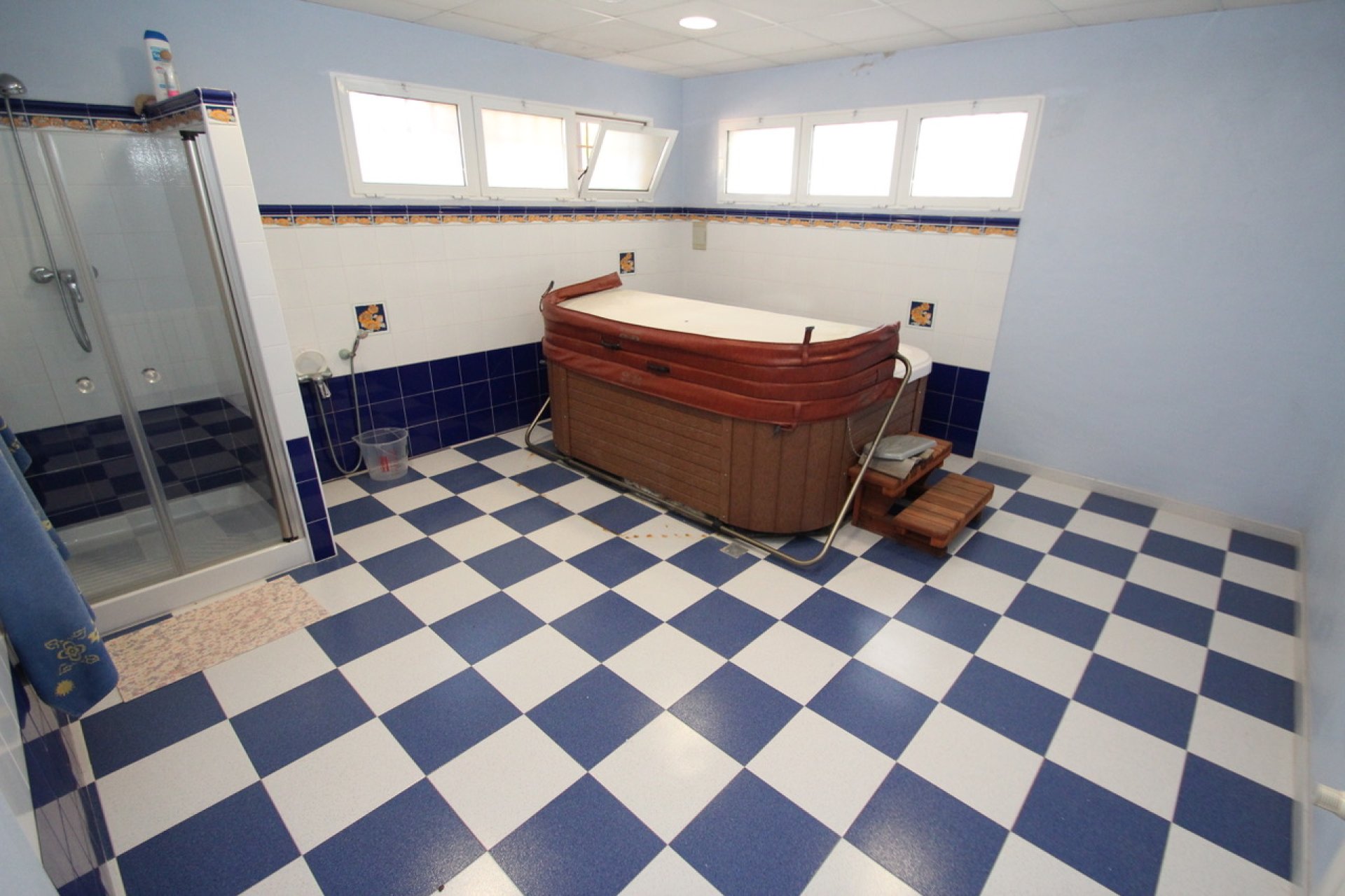 Resale - Finca / Country Property *  - Murcia *