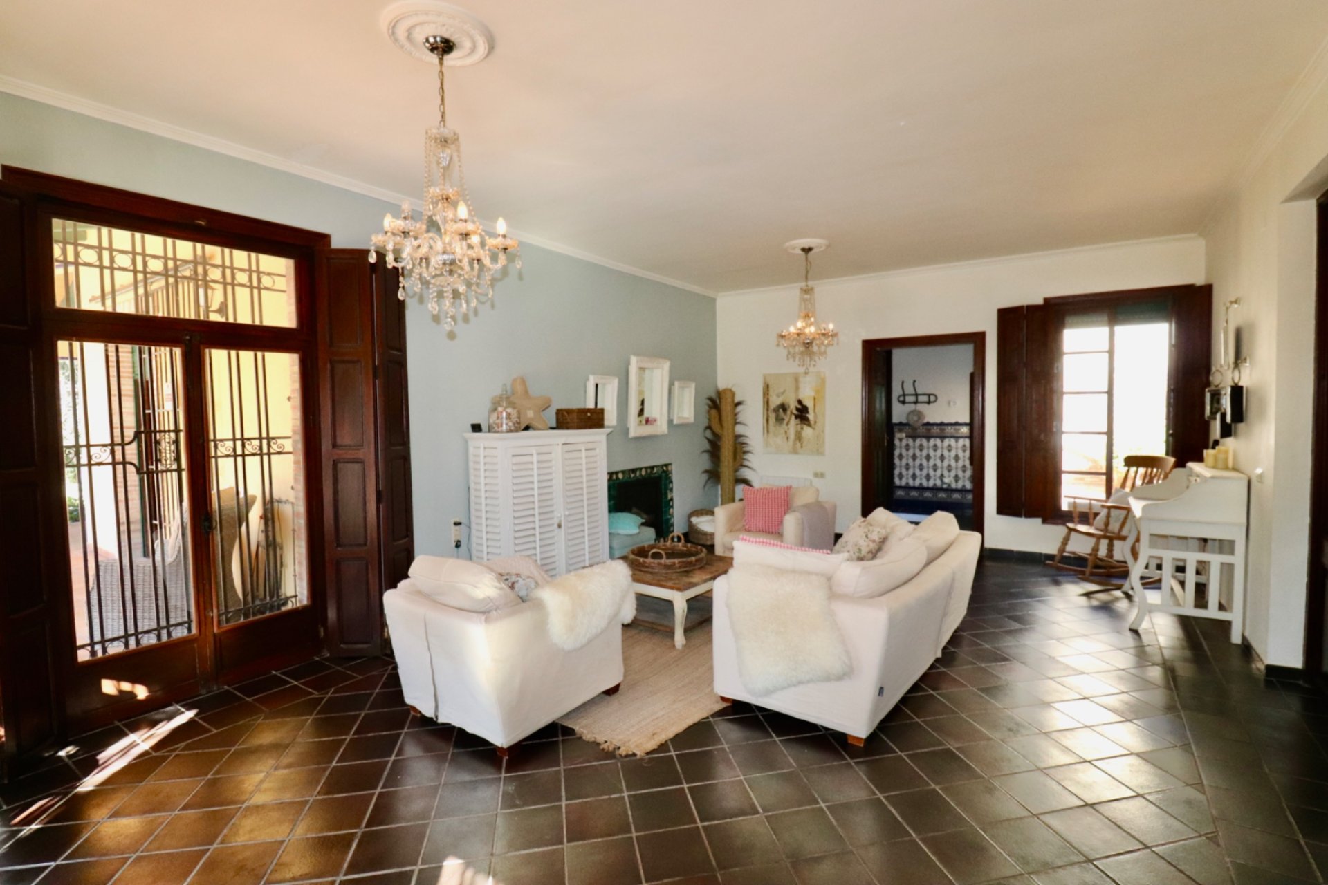 Resale - Finca / Country Property *  - Rojales * - Heredades