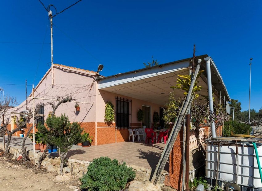 Resale - Finca / Country Property *  - Santa Pola * - Norte