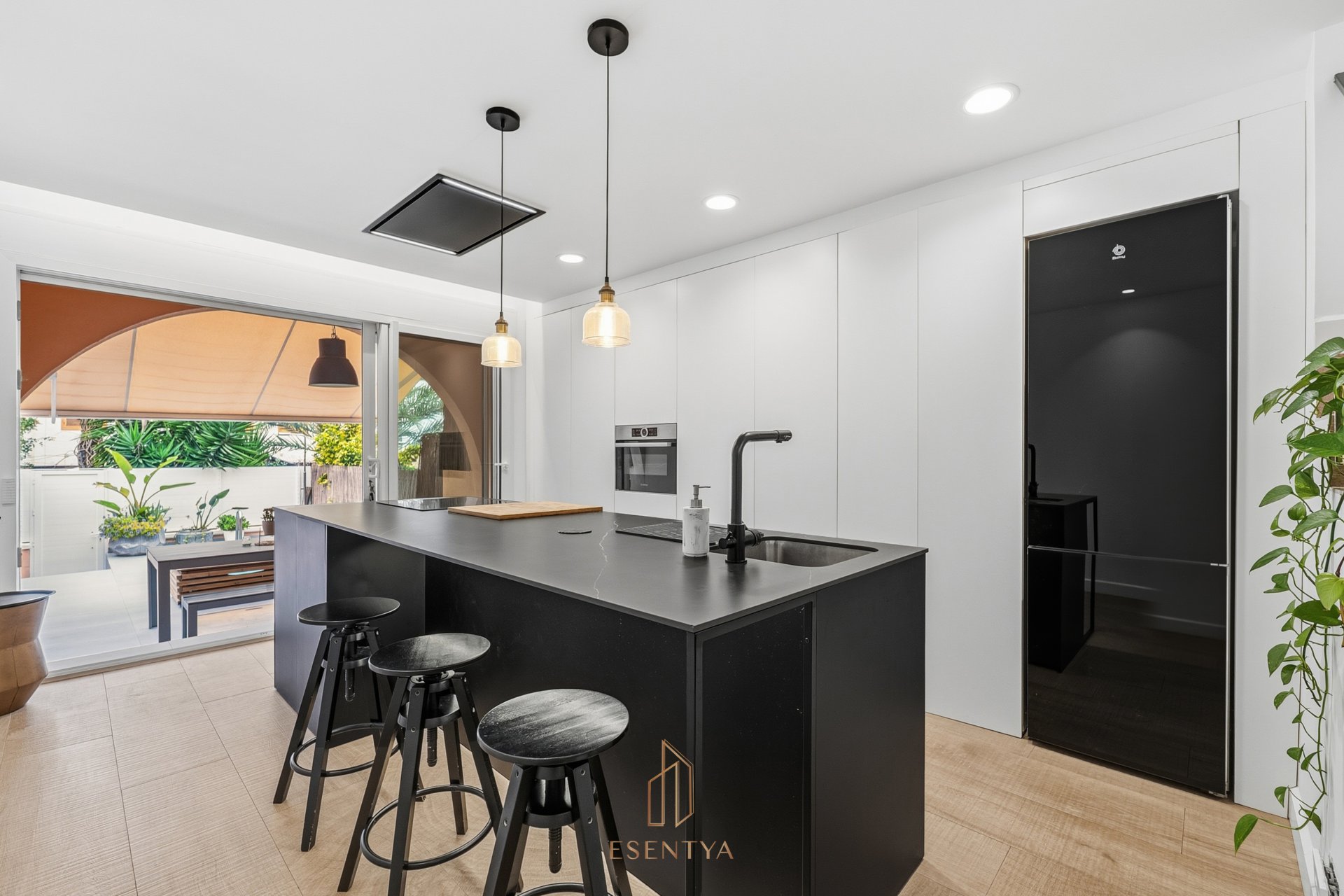 Resale - Finca / Country Property *  - Santa Pola * - Santa Pola