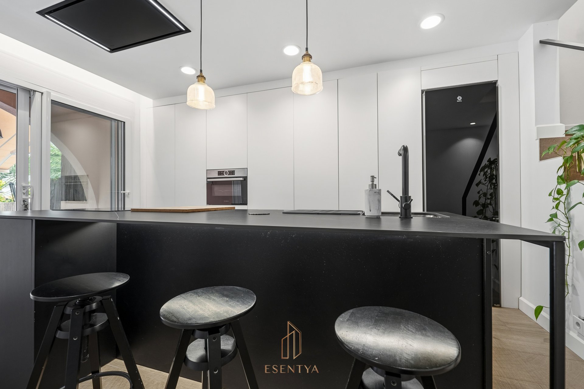 Resale - Finca / Country Property *  - Santa Pola * - Santa Pola