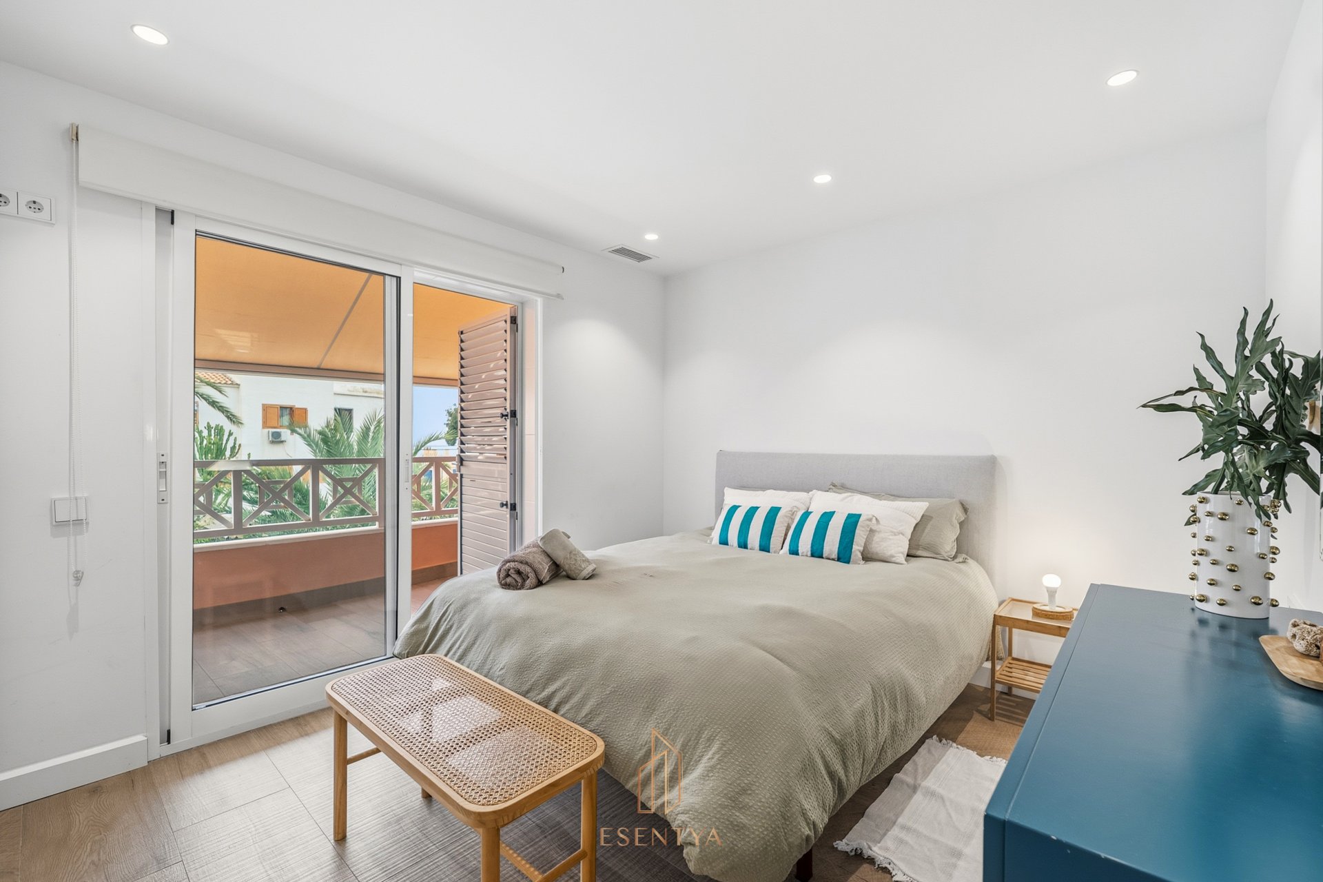 Resale - Finca / Country Property *  - Santa Pola * - Santa Pola