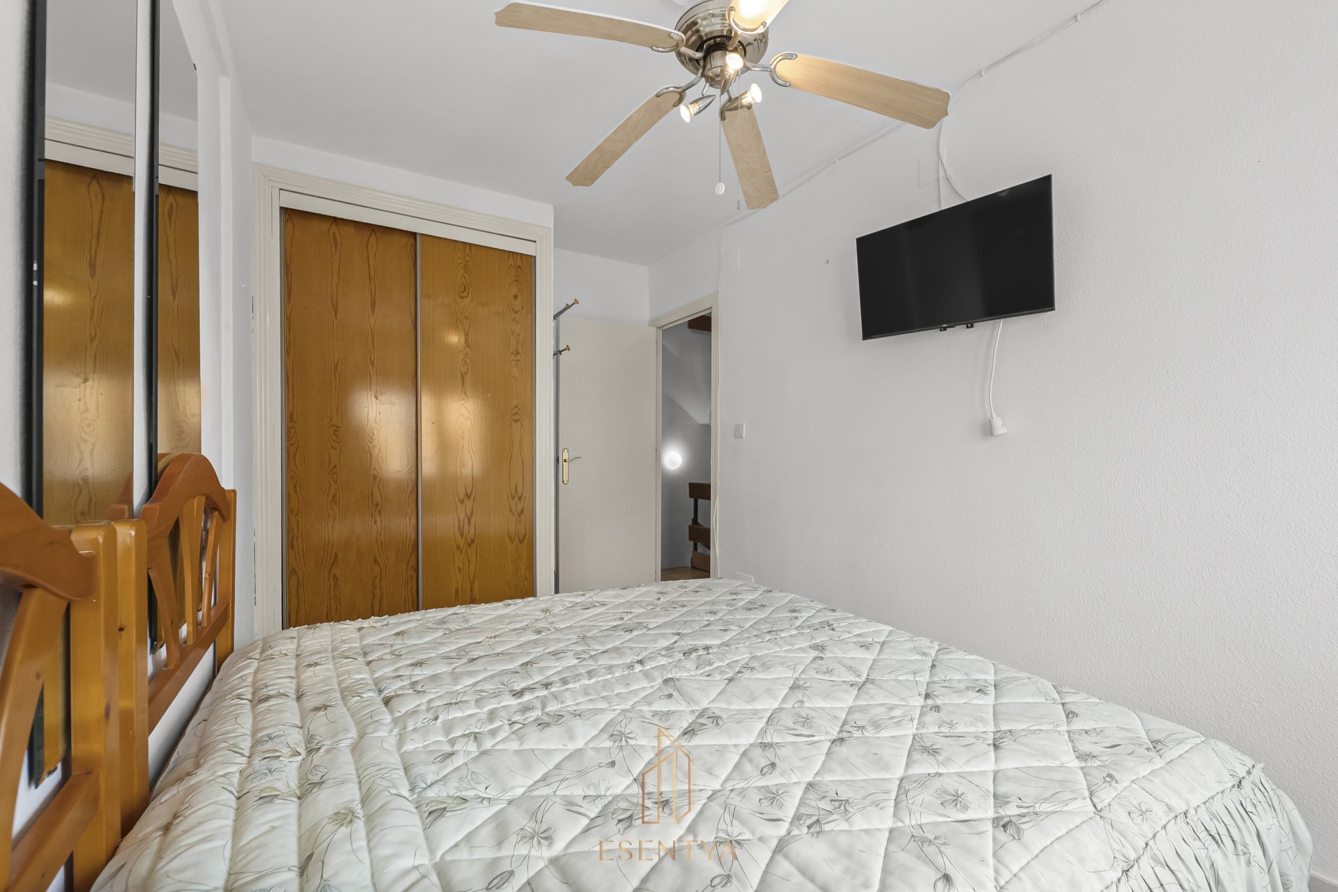 Resale - Finca / Country Property *  - Torrevieja * - La Mata *